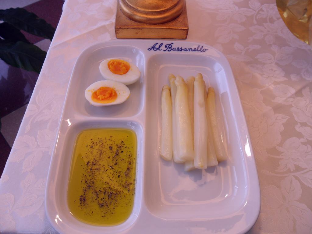 Hotel Ristorante Al Bassanello Bassano del Grappa Luaran gambar