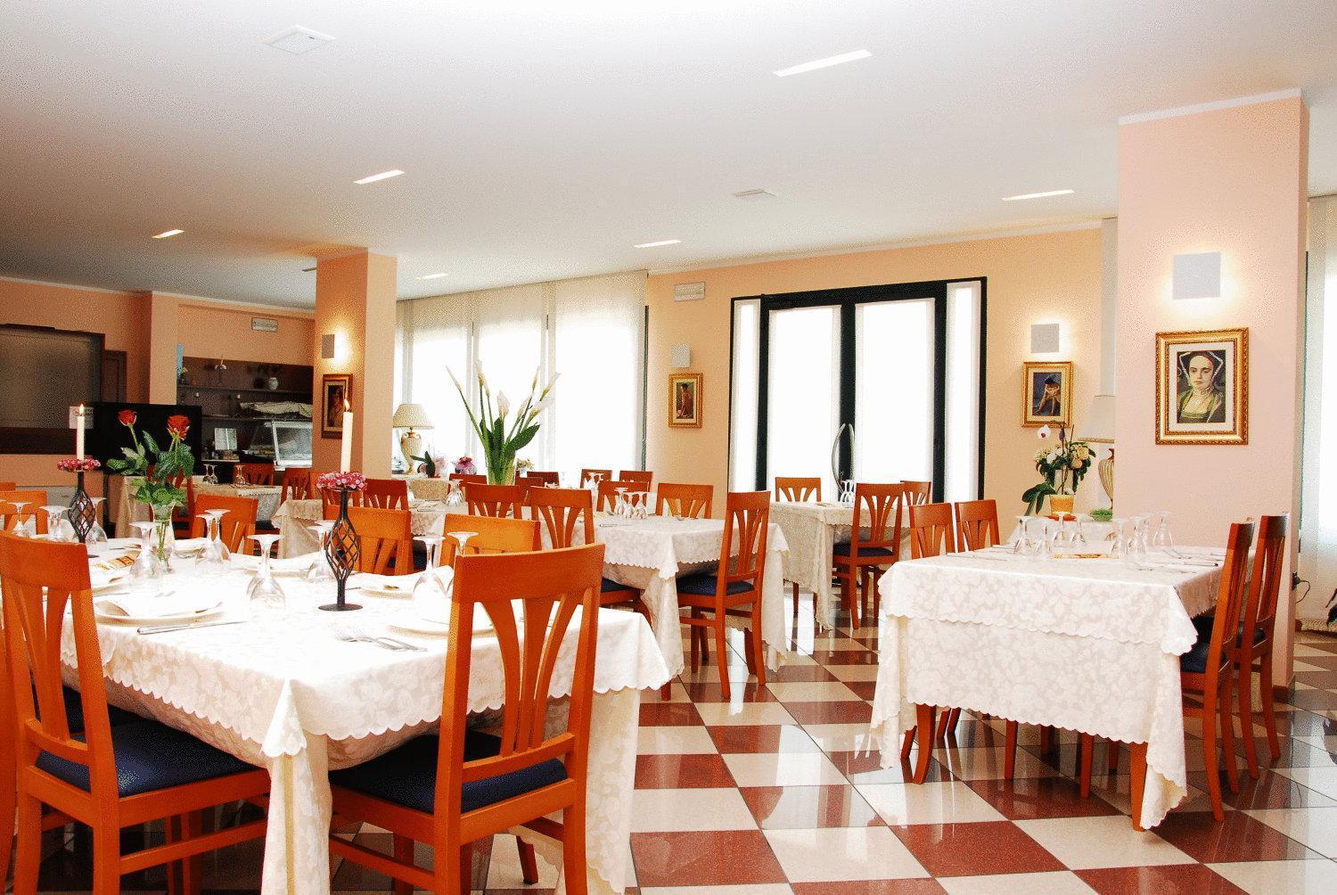 Hotel Ristorante Al Bassanello Bassano del Grappa Luaran gambar