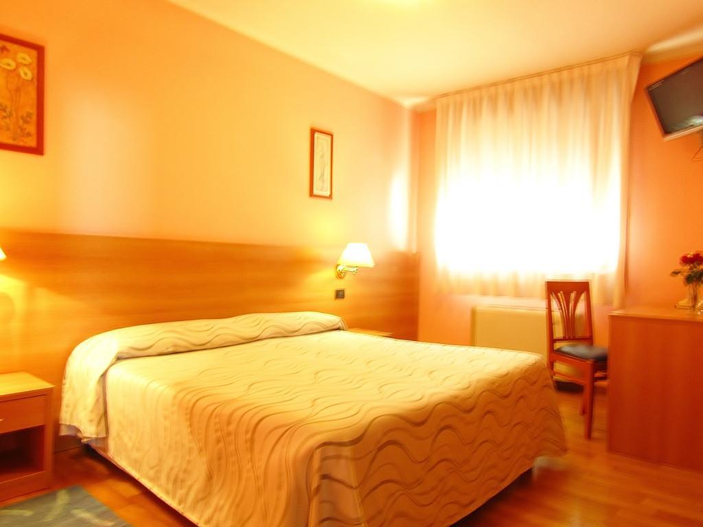 Hotel Ristorante Al Bassanello Bassano del Grappa Luaran gambar
