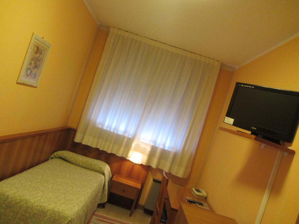 Hotel Ristorante Al Bassanello Bassano del Grappa Luaran gambar