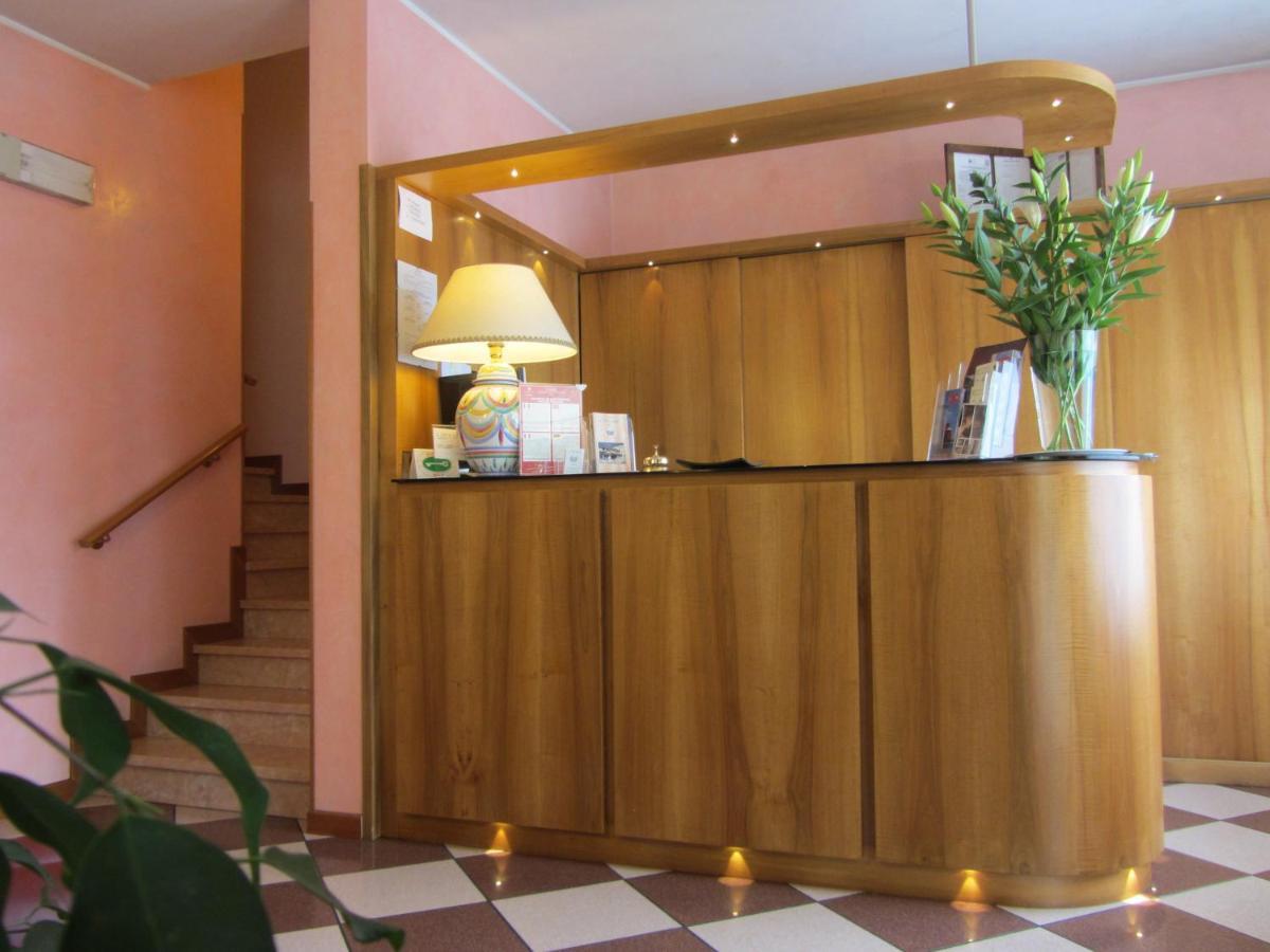 Hotel Ristorante Al Bassanello Bassano del Grappa Luaran gambar